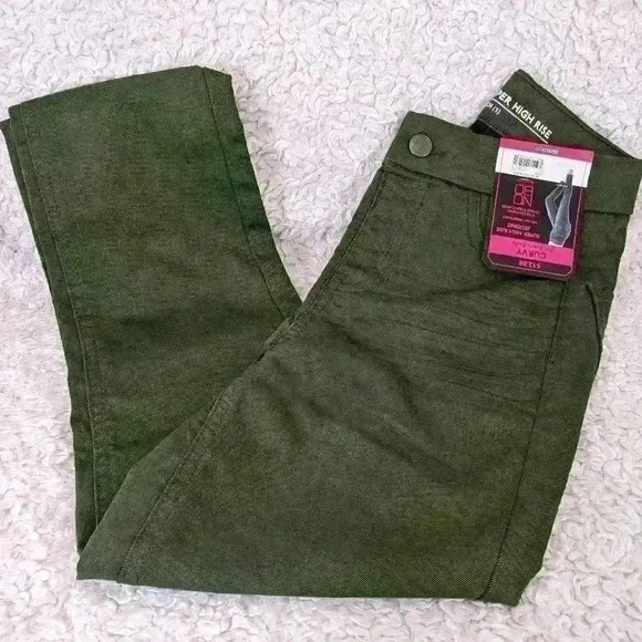 No Boundaries Curvy Super High Rise Jeggings - Picture 1 of 5